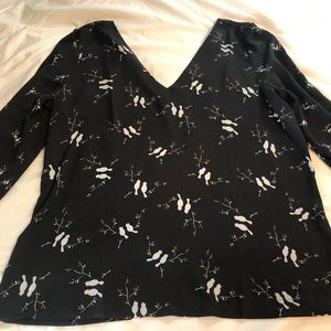 Black long sleeve shirt with bird print